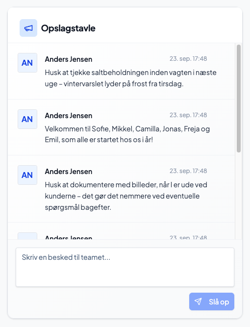 Opslagstavle i Servicedrift med opslag fra teamet